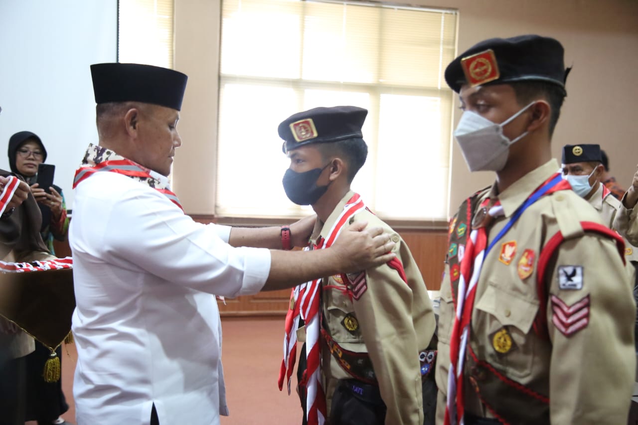 H Nanang Ermanto Lepas 20 Orang Kontingen Perwakilan Kwarcab Lampung