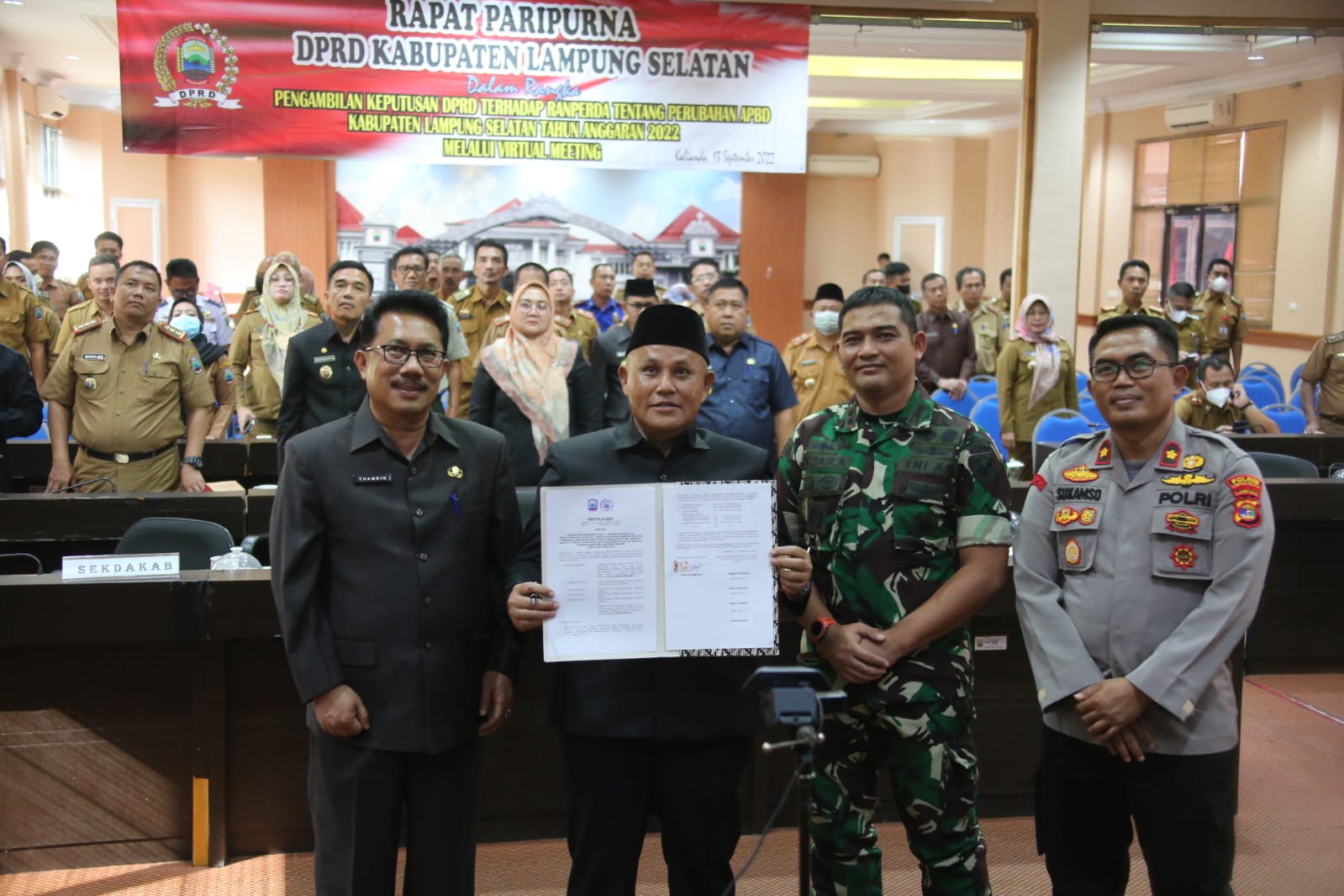 Bupati Lampung Selatan Tandatangani Nota Kesepakatan Ranperda Tentang