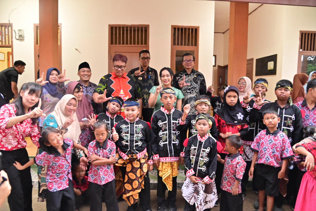 gambar